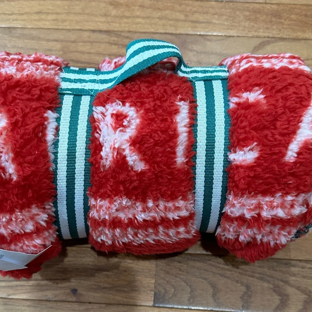 American Eagle Outfitters Vibrant Red and White Plush Throw